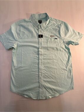 Light Mint Short-Sleeve Button-Down Shirt with Pocket